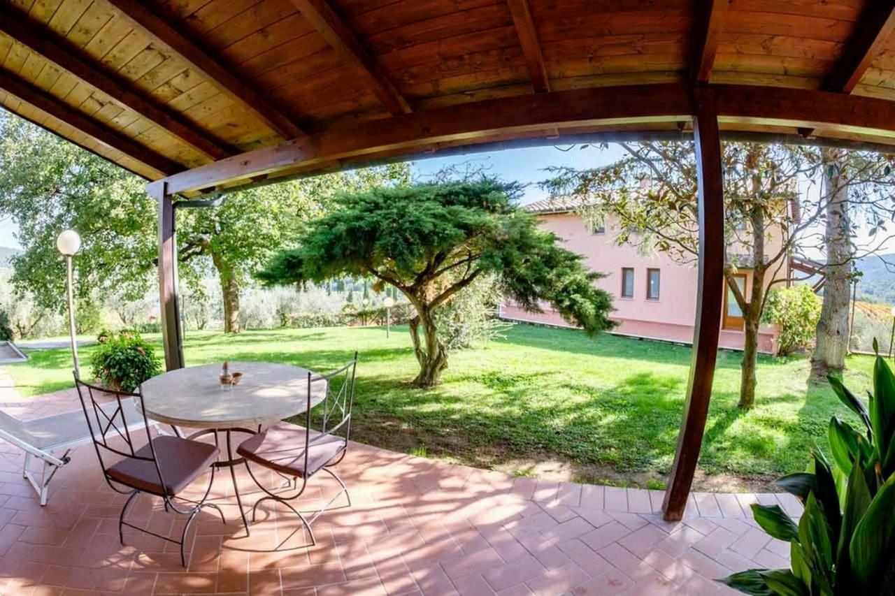 Agriturismo Poggio Corbello La Pesta Kültér fotó