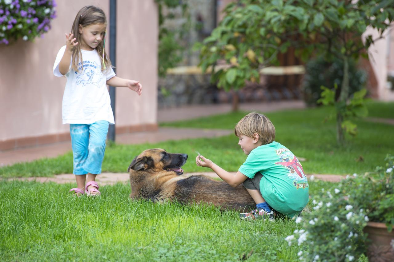 Agriturismo Poggio Corbello La Pesta Kültér fotó
