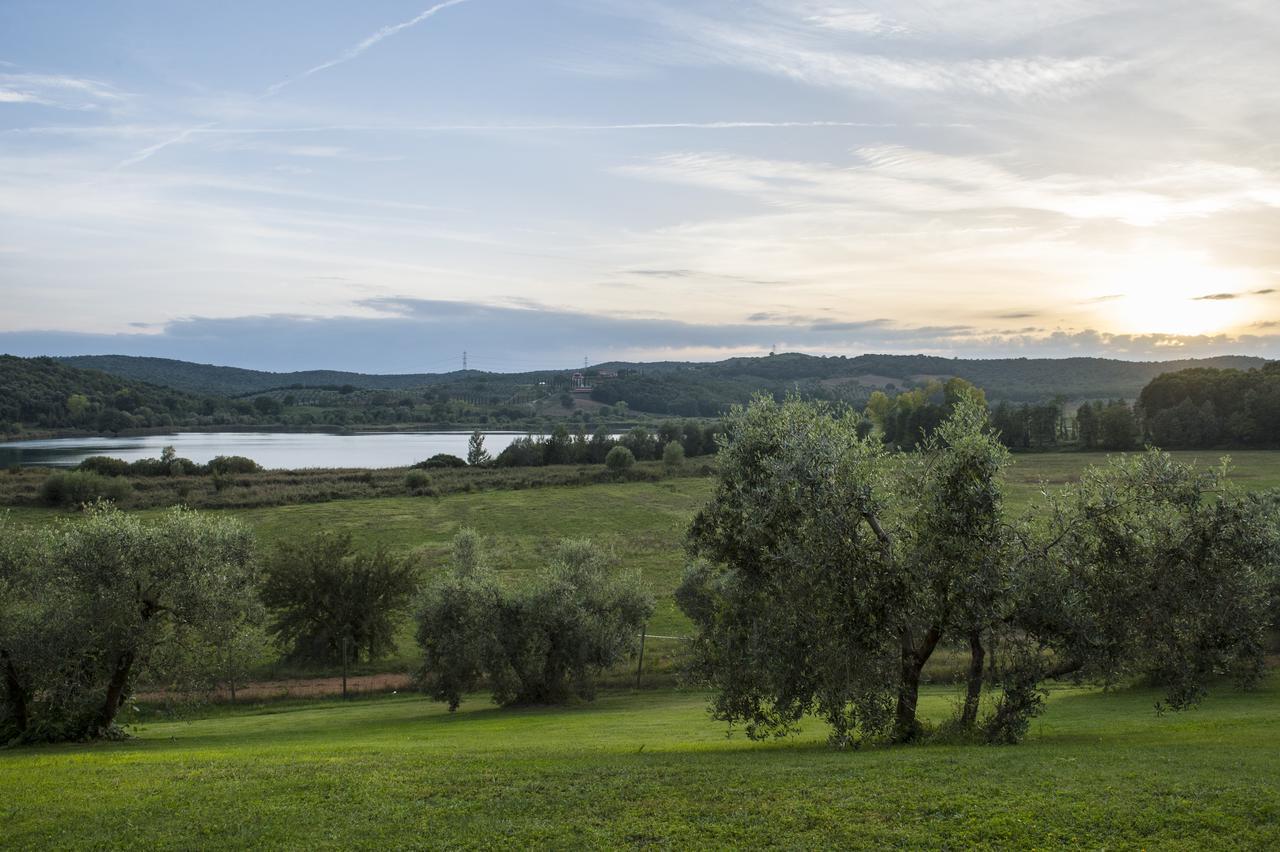 Agriturismo Poggio Corbello La Pesta Kültér fotó